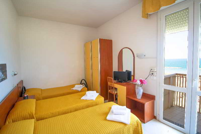 Hotel Carnaby ริมินี ภายนอก รูปภาพ
